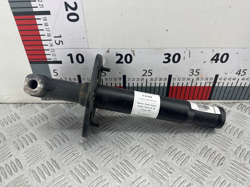 Отбойник бампера задний левый BMW 5-Series (E39) (1995-2004)