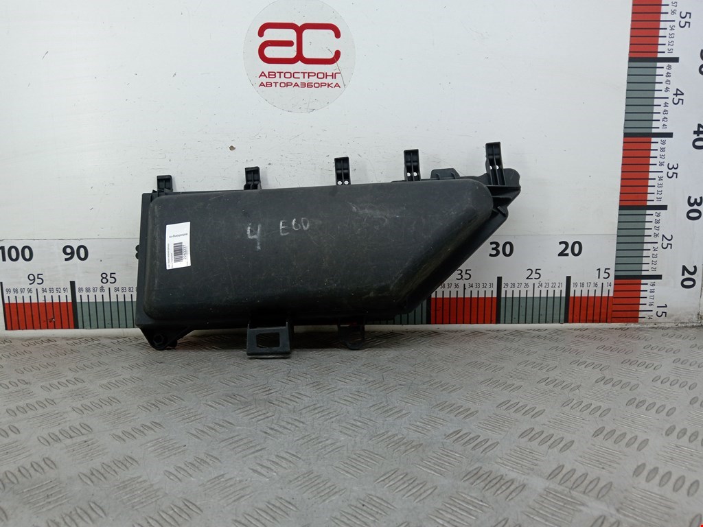 Корпус салонного фильтра BMW 5-Series (E60/E61) (2003-2010)