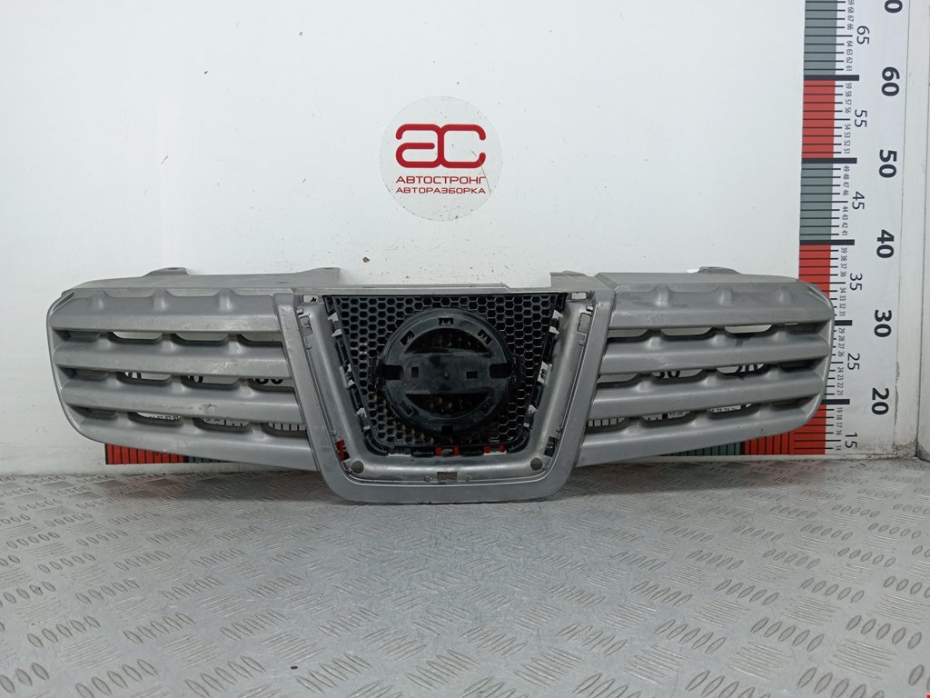 Решетка радиатора NISSAN Qashqai J10 2006-2013