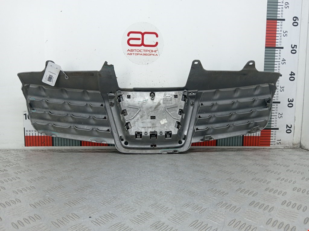 Решетка радиатора NISSAN Qashqai J10 2006-2013