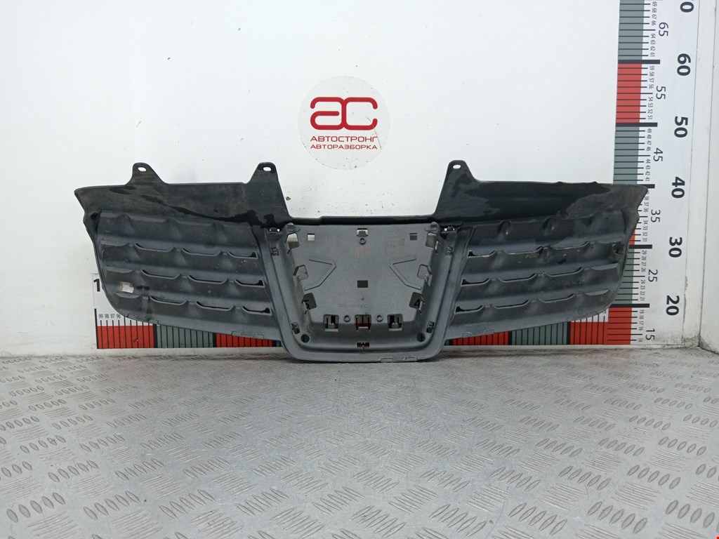Решетка радиатора NISSAN Qashqai J10 2006-2013
