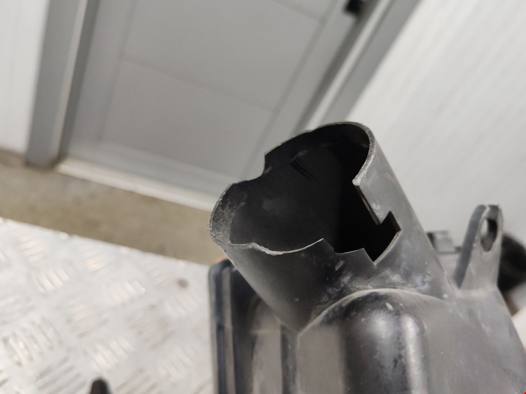 Корпус воздушного фильтра NISSAN Primera P12 2002-2008