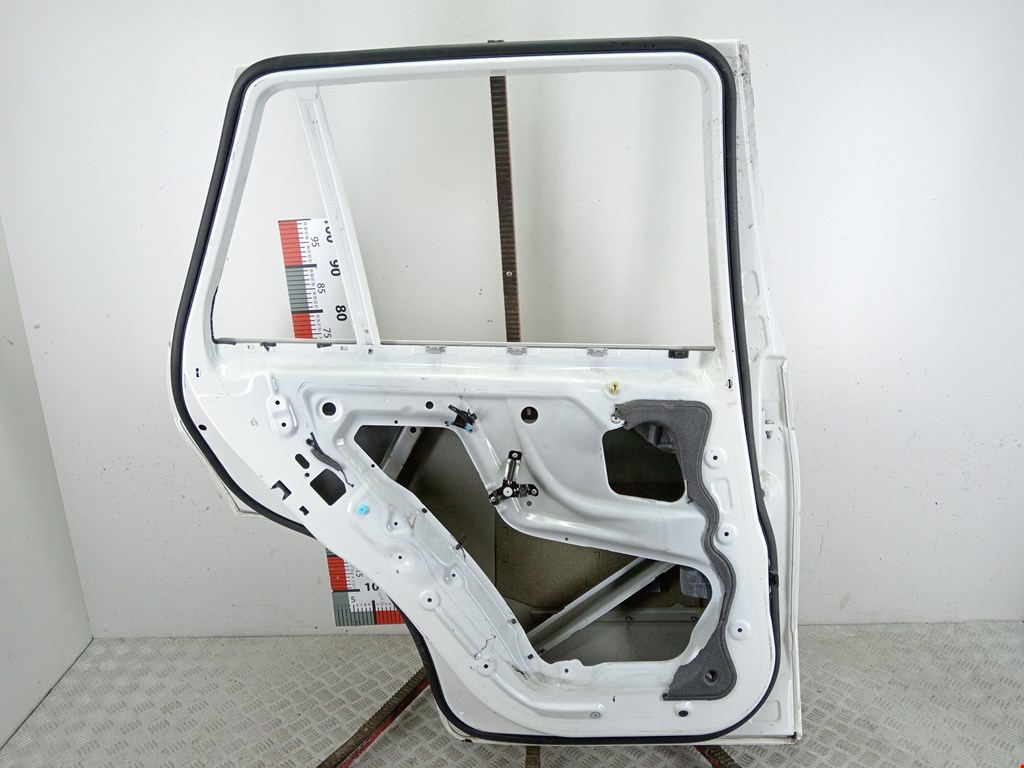 Дверь задняя левая BMW X5 E70 2007-2013
