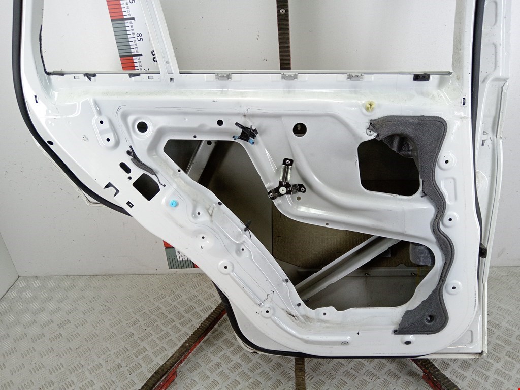 Дверь задняя левая BMW X5 E70 2007-2013