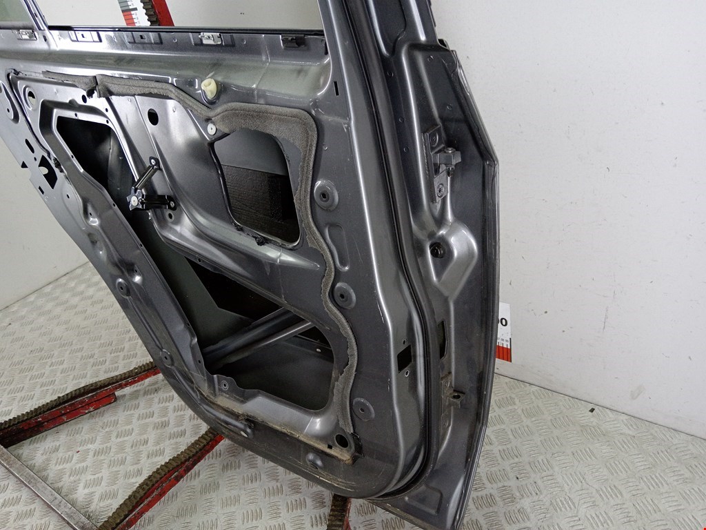 Дверь задняя левая BMW X5 E70 2007-2013