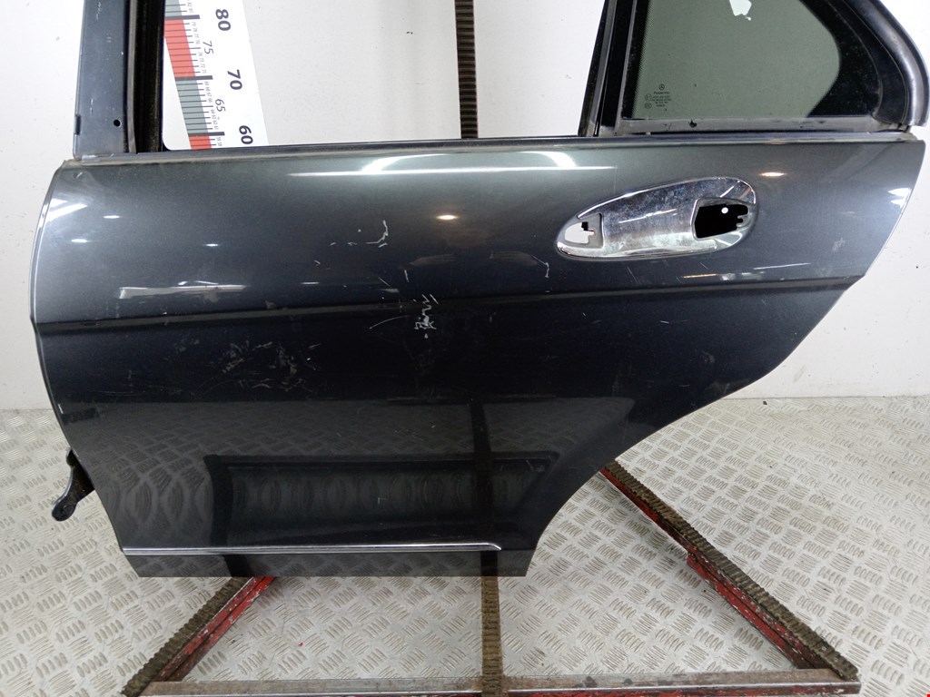 Дверь задняя левая MERCEDES-BENZ C-Class C-klasse W204 2007-2015