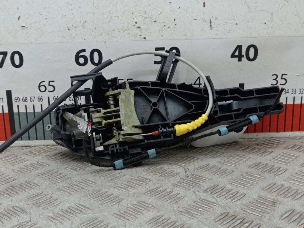 Ручка двери задней наружная левая BMW X5 E70 2007-2013