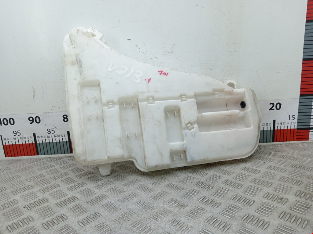 Бачок омывателя BMW 5er 5 серия F10/F11/F07 2009-2017