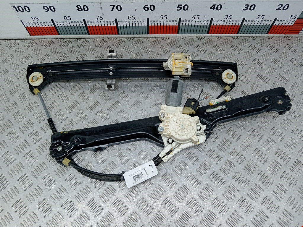 Стеклоподъемник передний левый BMW X5 E70 2007-2013