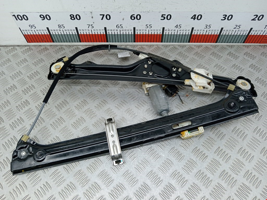 Стеклоподъемник передний левый BMW X5 E70 2007-2013