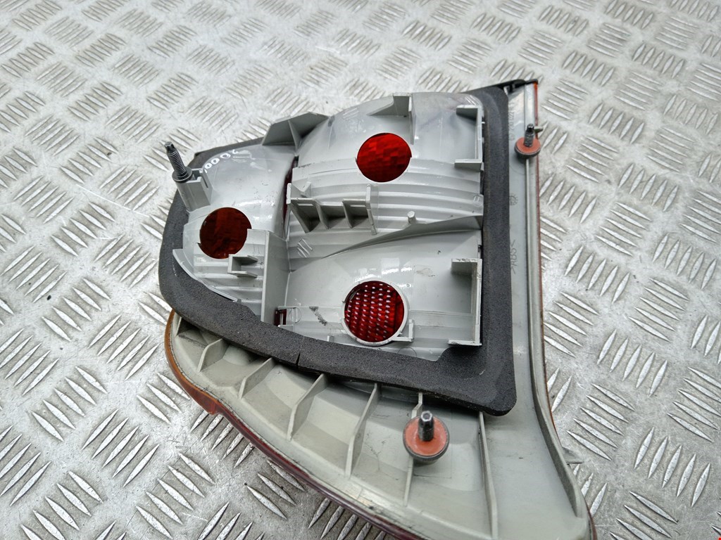 Фонарь задний правый BMW 3er E46 1998-2006
