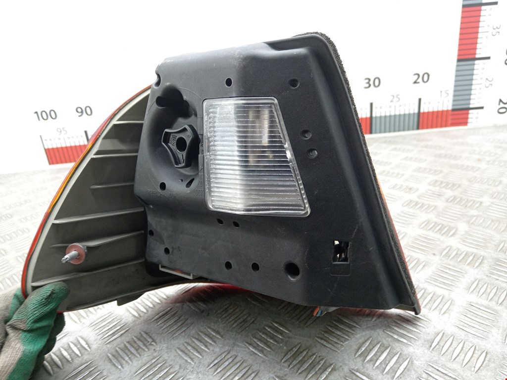 Фонарь задний правый BMW 3er E46 1998-2006