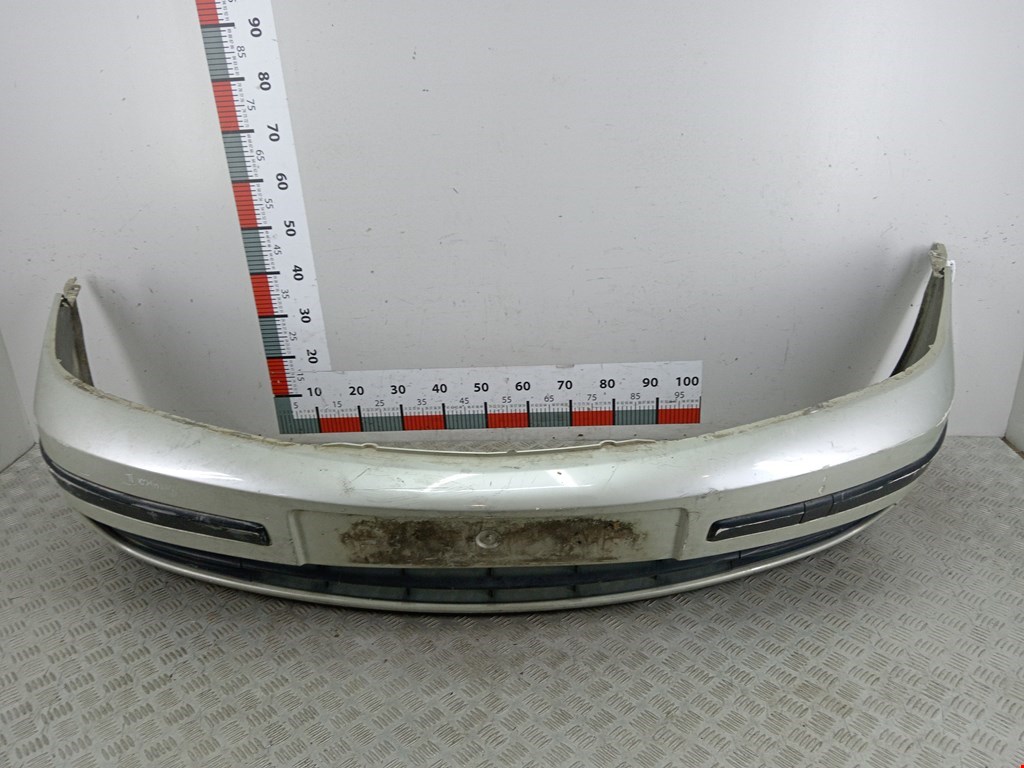 Бампер передний RENAULT Laguna 2001-2007