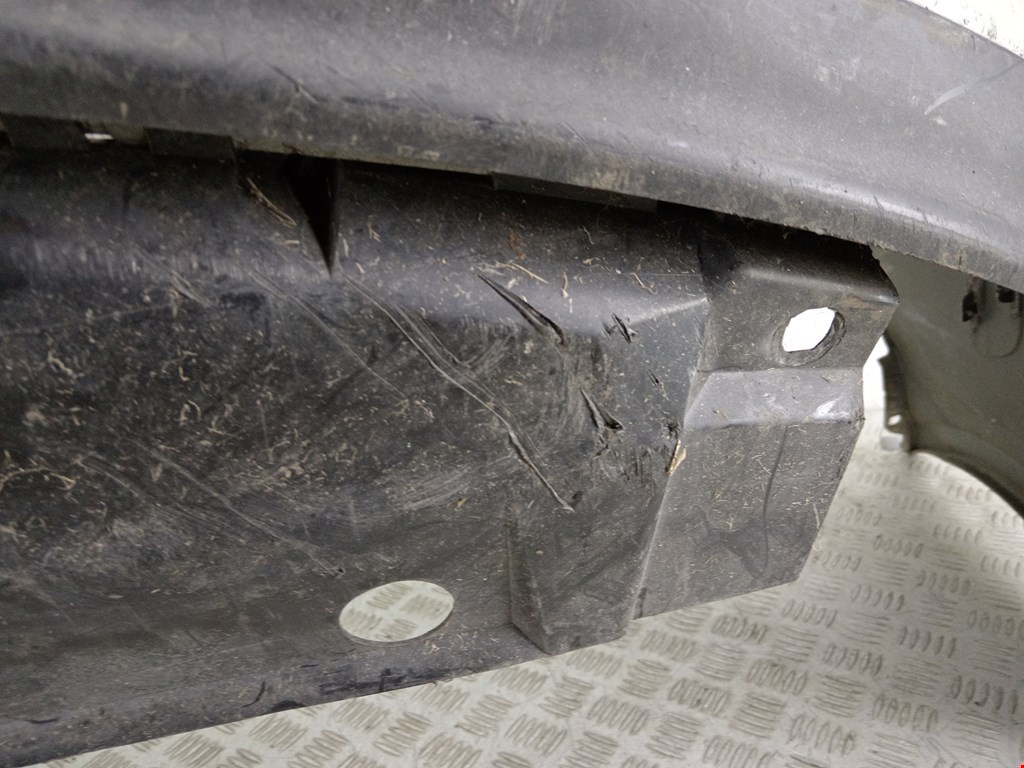 Бампер передний RENAULT Laguna 2001-2007