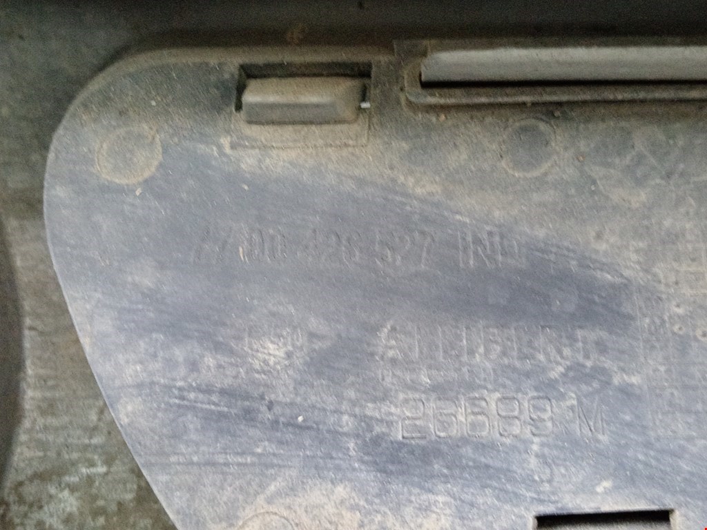 Бампер передний RENAULT Megane I 1996-2002