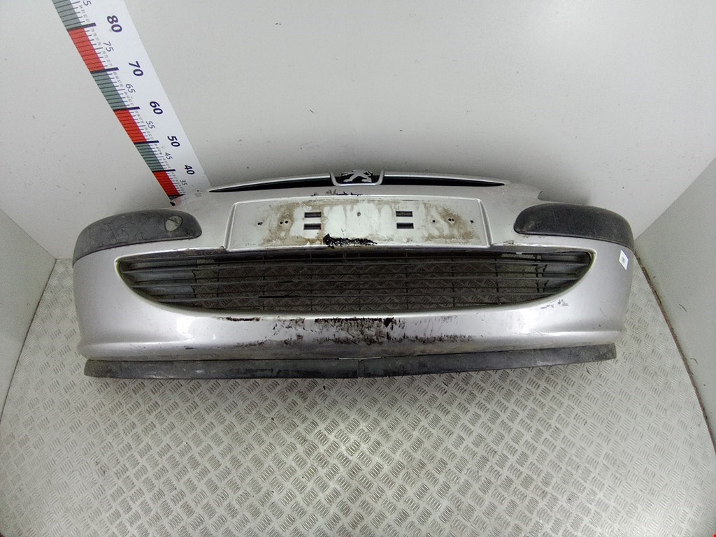 Бампер передний Peugeot 307 (2001-2008)