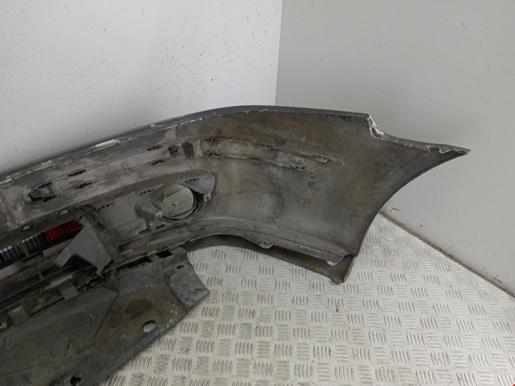 Бампер передний RENAULT Laguna 2001-2007