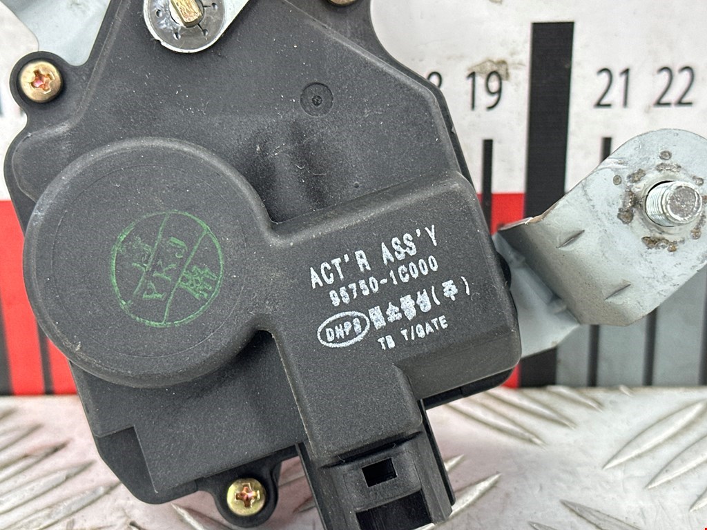 Активатор замка багажника HYUNDAI Getz 2002-2011