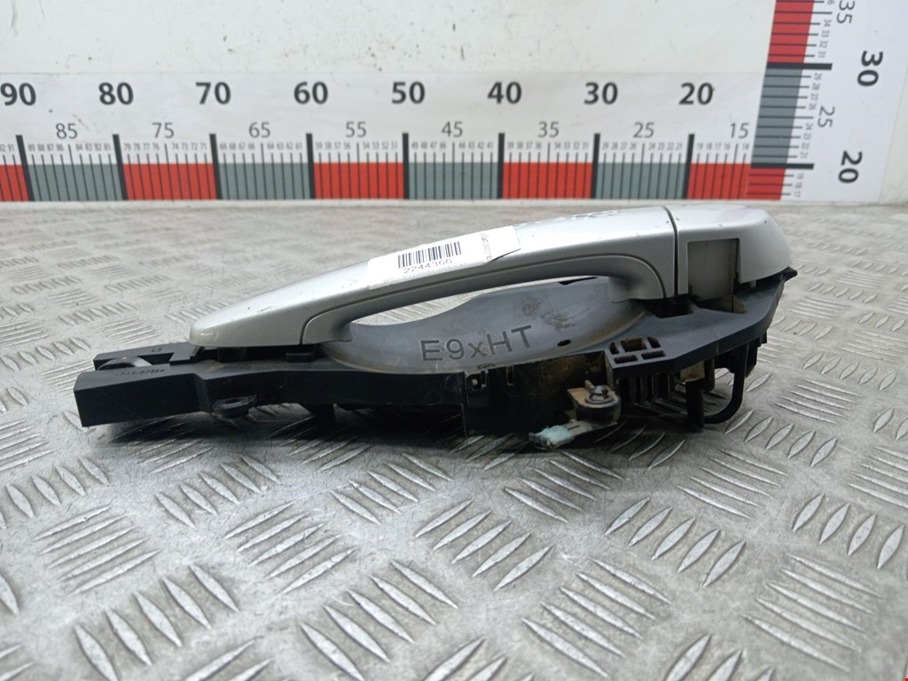 Ручка двери задней наружная левая BMW 3er E90/E91 2005-2012
