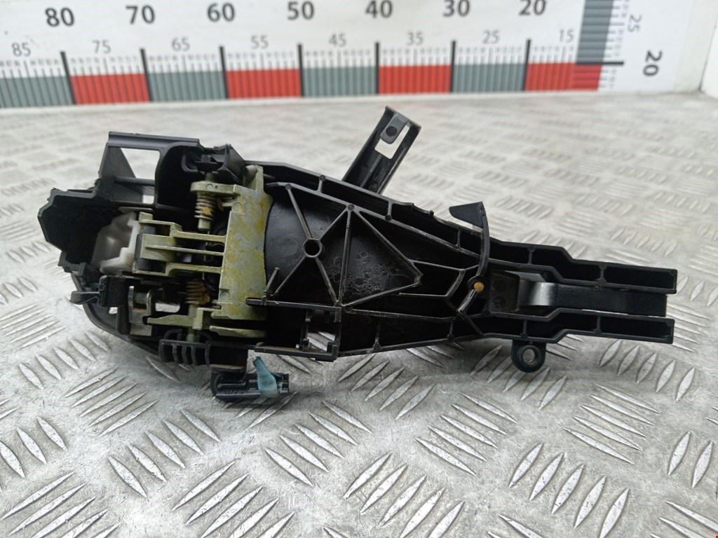 Ручка двери задней наружная левая BMW 3er E90/E91 2005-2012