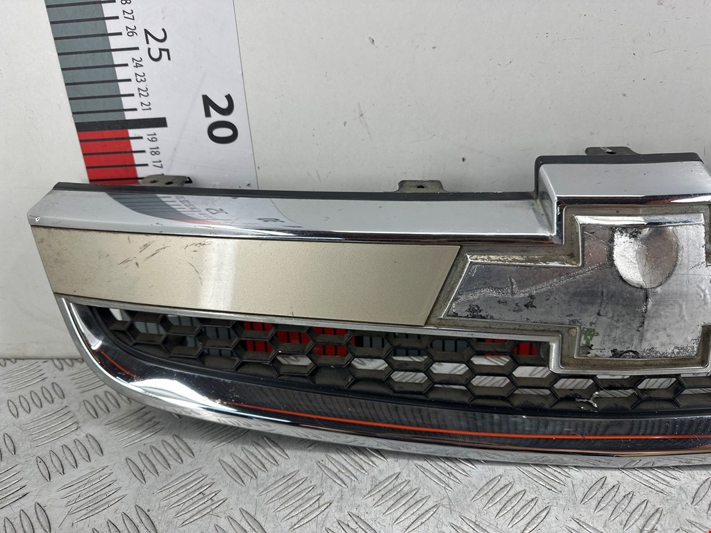 Решетка радиатора CHEVROLET Captiva 2006-2010
