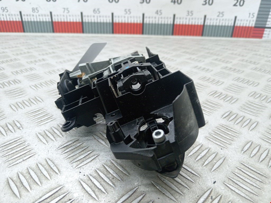 Кронштейн ручки BMW 5er 5 серия F10/F11/F07 2009-2017