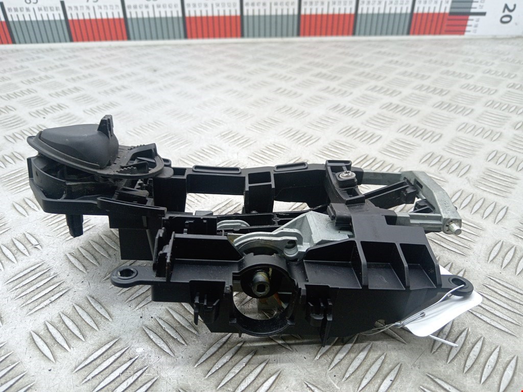 Кронштейн ручки BMW 5er 5 серия F10/F11/F07 2009-2017