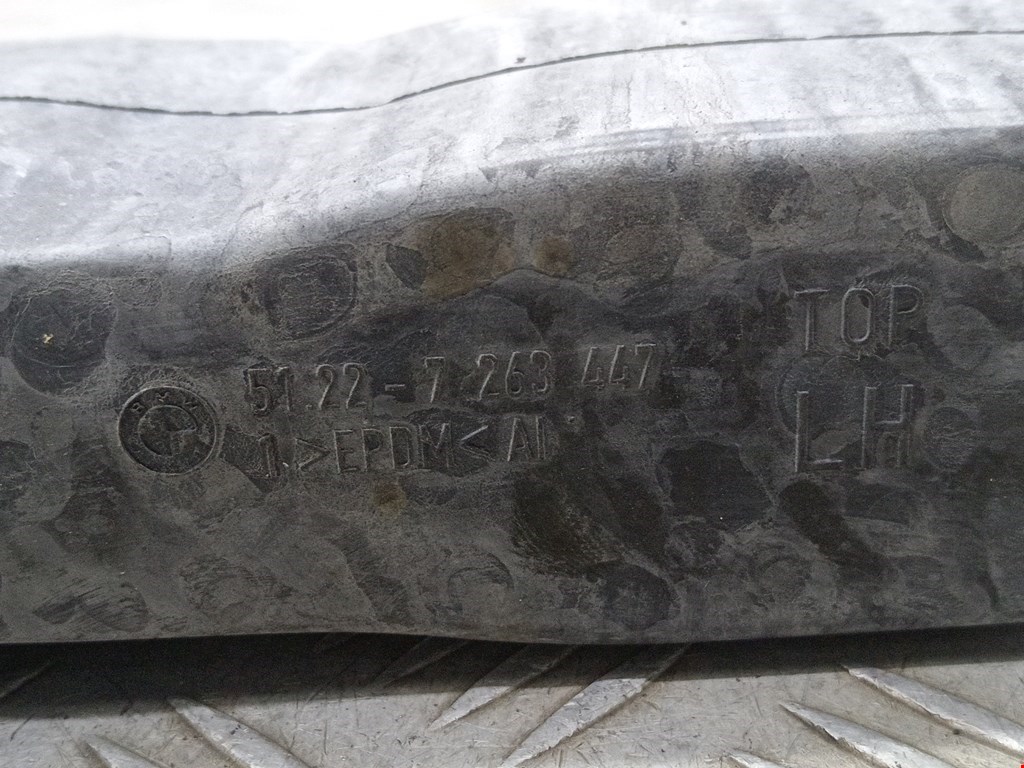 Ограничитель открывания двери BMW X5 E70 2007-2013