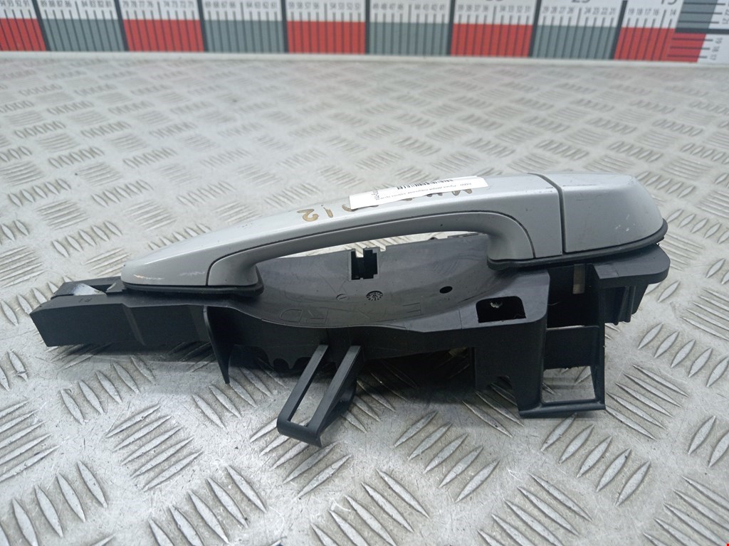 Ручка двери задней наружная правая BMW X5 E70 2007-2013