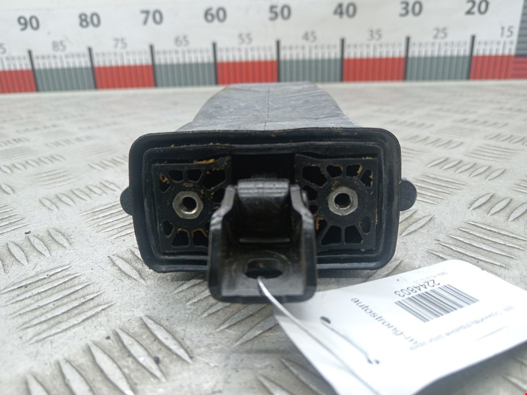 Ограничитель открывания двери BMW X5 E70 2007-2013