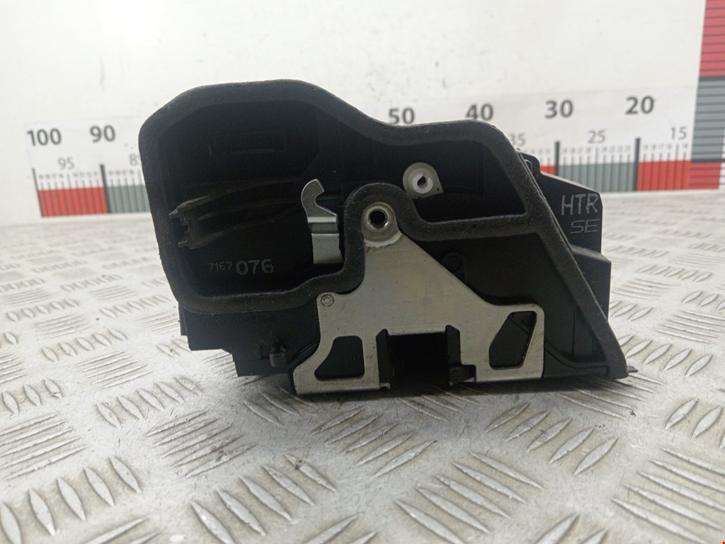 Замок двери задней правой BMW 5er 5 серия E60/E61 2003-2010