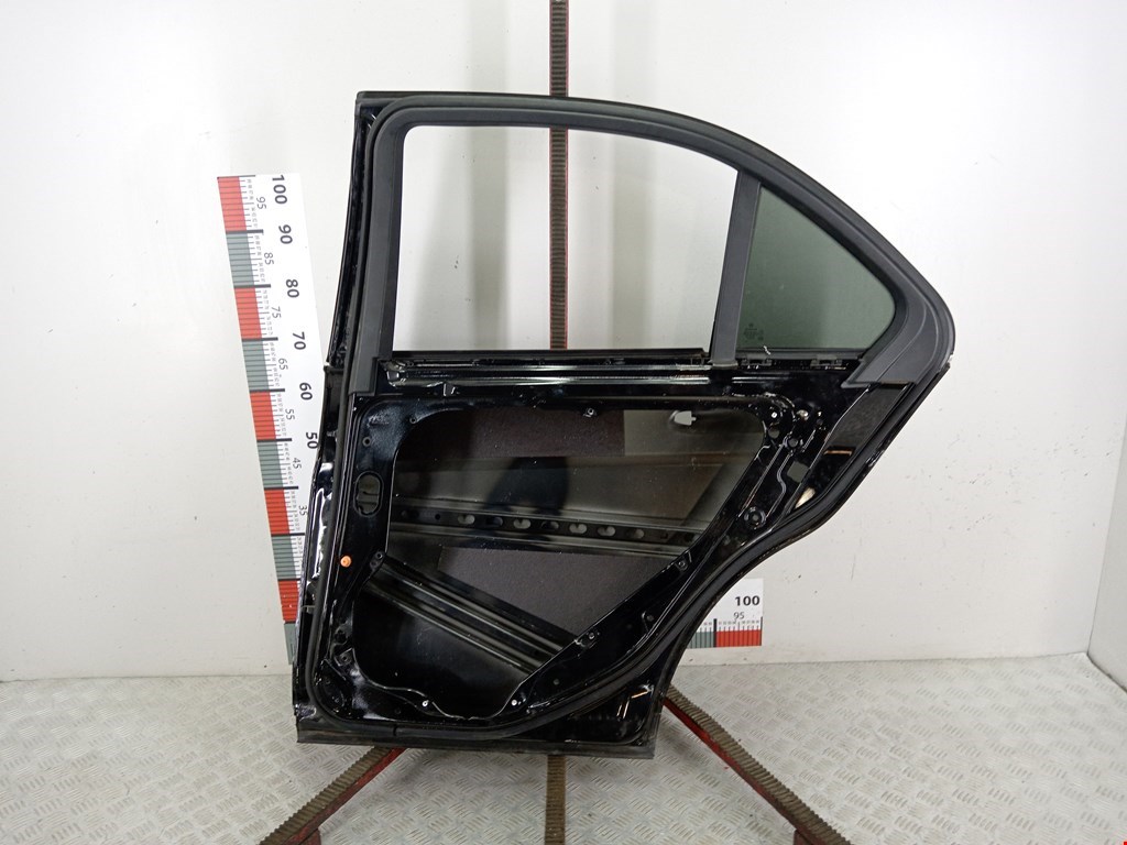 Дверь задняя правая MERCEDES-BENZ C-Class C-klasse W204 2007-2015