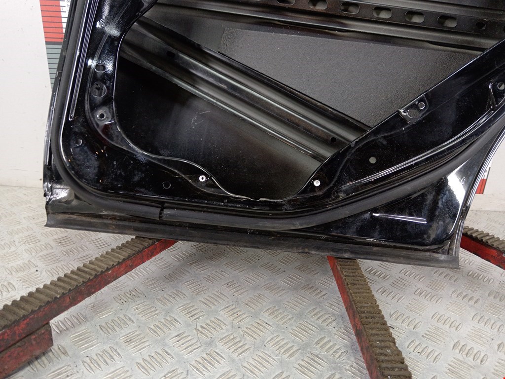 Дверь задняя правая MERCEDES-BENZ C-Class C-klasse W204 2007-2015