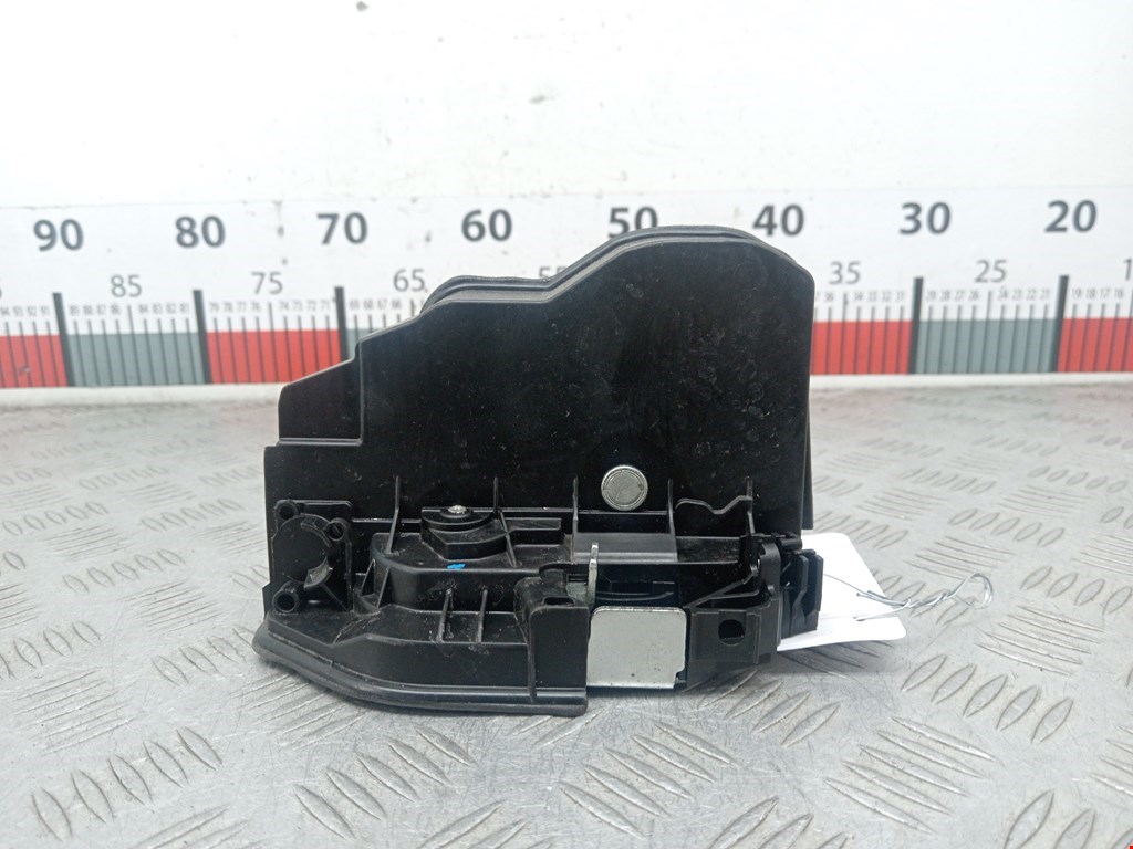 Замок двери задней правой BMW X5 E70 2007-2013