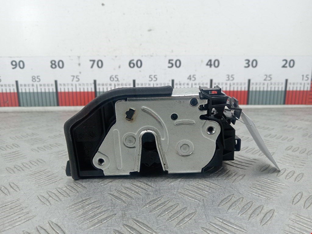 Замок двери задней правой BMW X5 E70 2007-2013