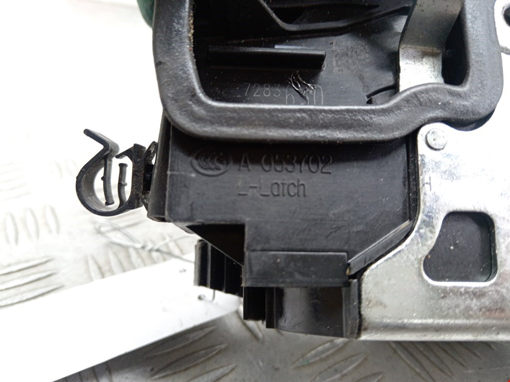 Замок двери передней правой BMW X5 E70 2007-2013