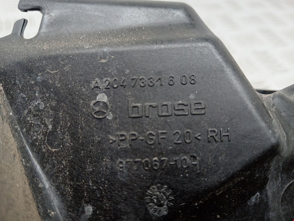 Замок двери задней правой MERCEDES-BENZ C-Class C-klasse W204 2007-2015