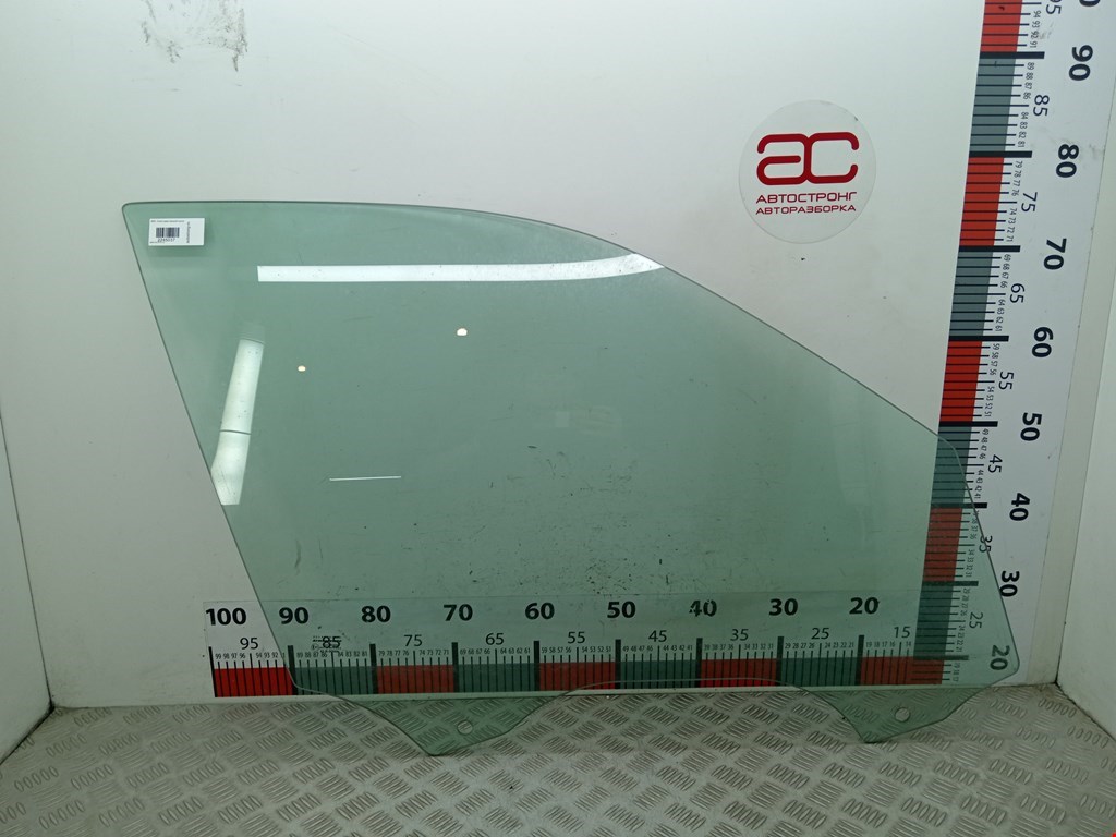 Стекло двери переднее правое BMW X5 E70 2007-2013