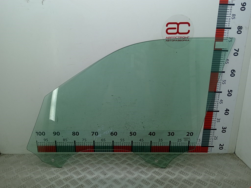 Стекло двери переднее правое BMW X5 E70 2007-2013
