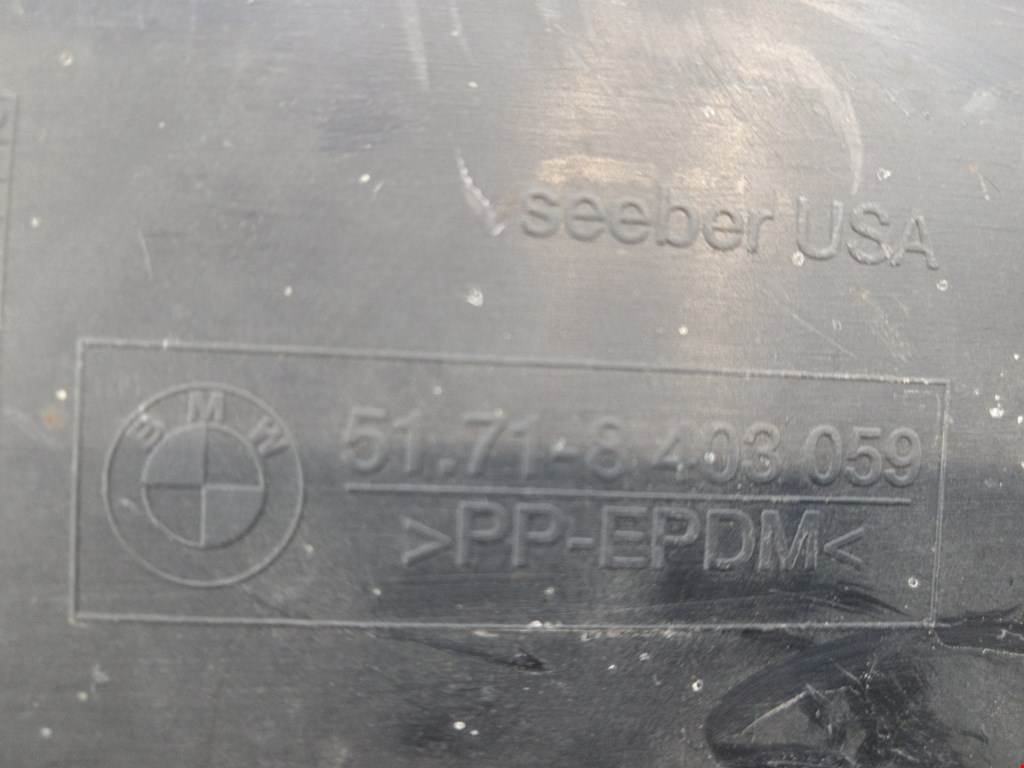 Локер (подкрылок) задний левый BMW X5 E53 1999-2006