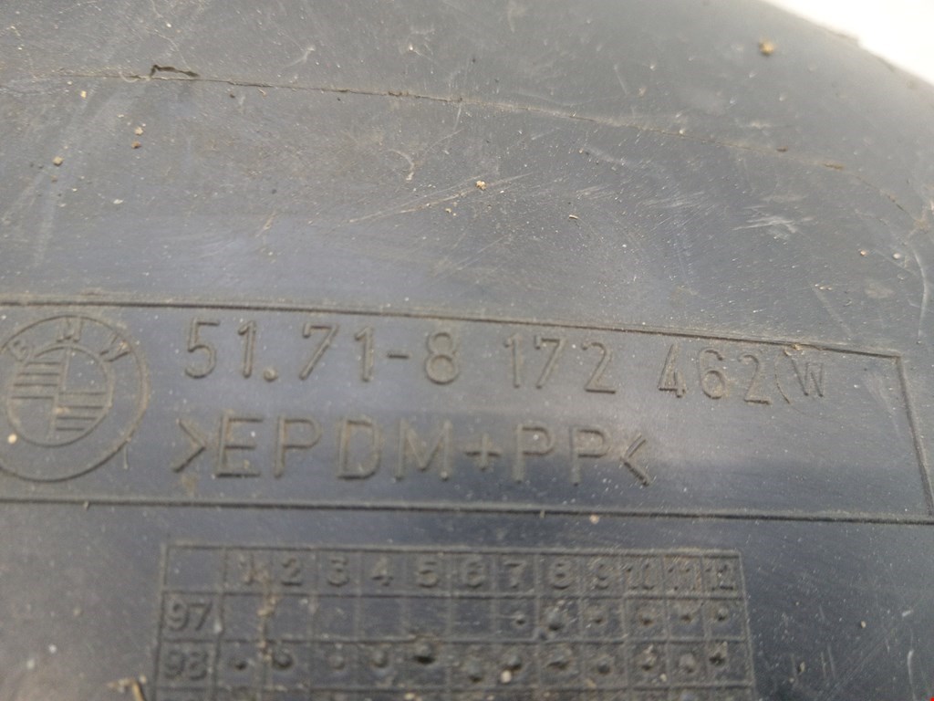 Локер (подкрылок) задний правый BMW 5er 5 серия E39 1995-2004