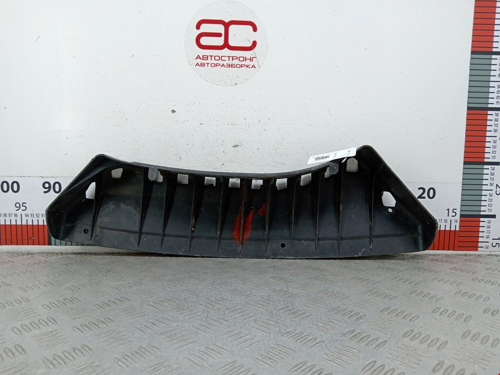 Кронштейн заднего бампера центральный BMW 6er E63/E64 2003-2011