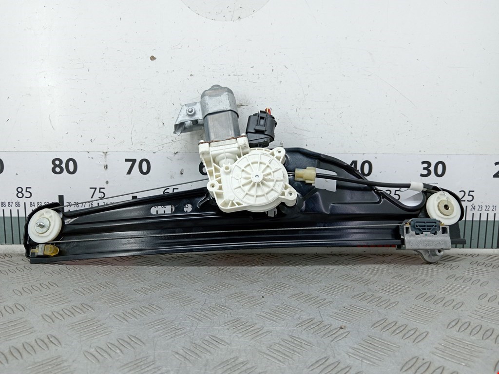 Стеклоподъемник задний левый BMW 5er 5 серия E60/E61 2003-2010