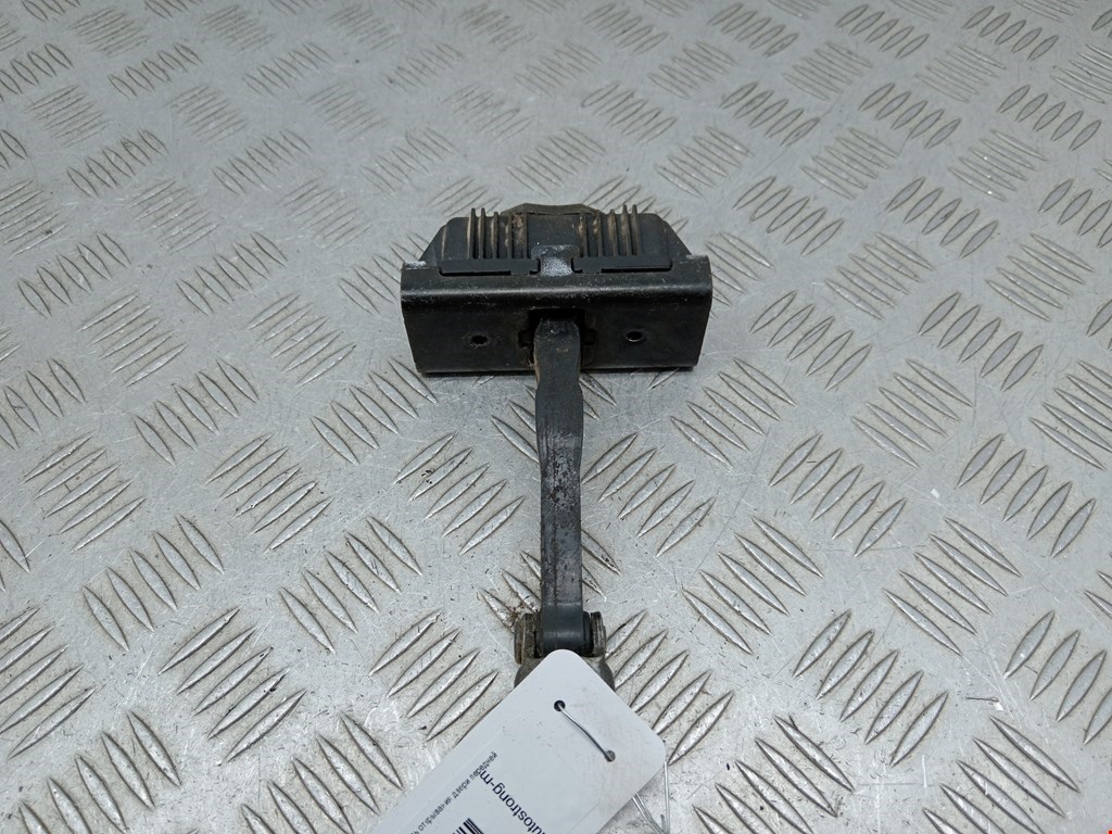 Ограничитель открывания двери BMW 3er E46 1998-2006