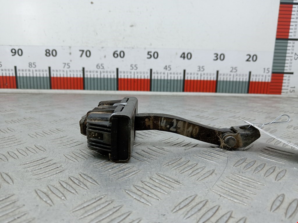 Ограничитель открывания двери BMW 3er E46 1998-2006