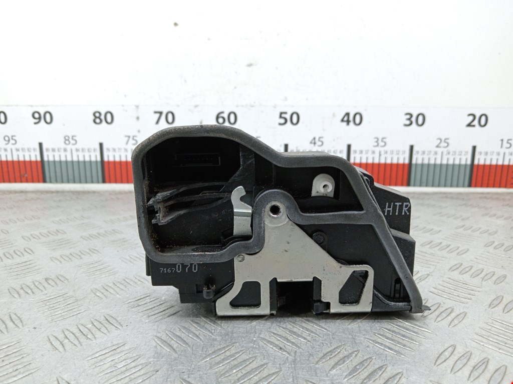 Замок двери задней правой BMW 5er 5 серия E60/E61 2003-2010