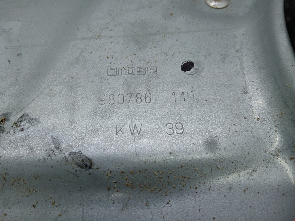 Стеклоподъемник передний правый MERCEDES-BENZ M-Class W164 ML 2005-2011