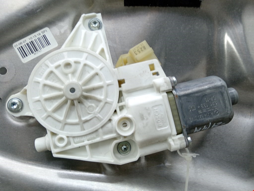 Стеклоподъемник передний левый MERCEDES-BENZ C-Class C-klasse W204 2007-2015