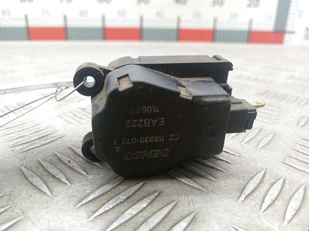 Сервопривод (электропривод моторчик привода) заслонки печки BMW 1-Series (E81/E82/E87/E88) (2004-2014)