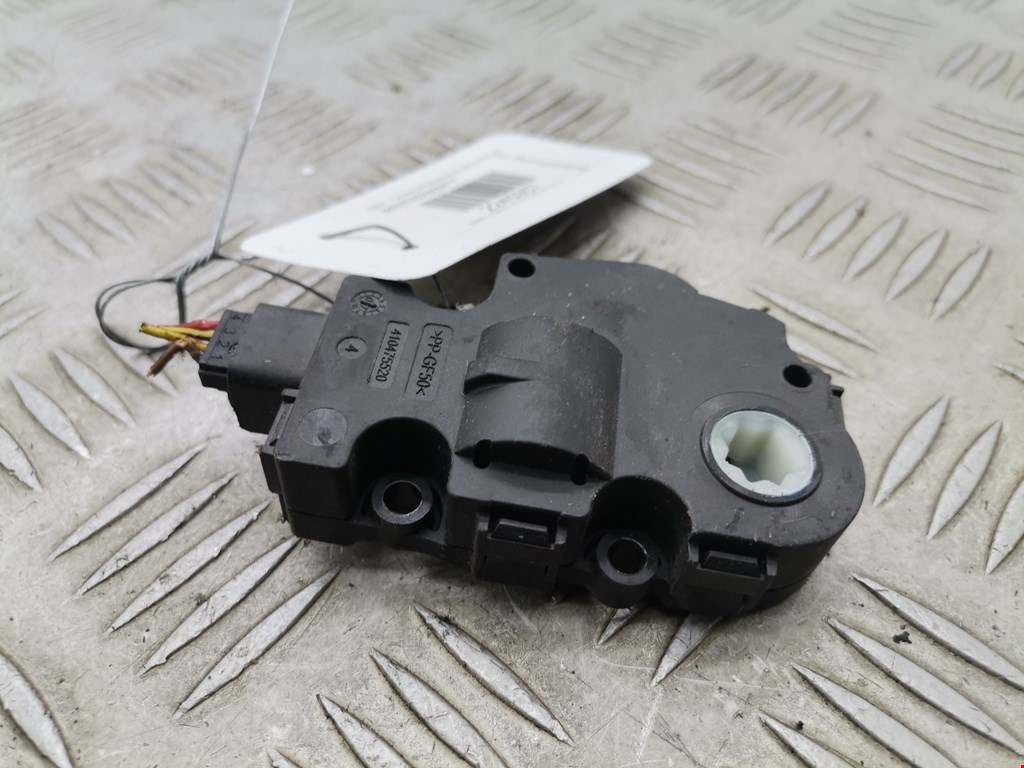 Моторчик заслонки печки BMW X5 E70 2007-2013